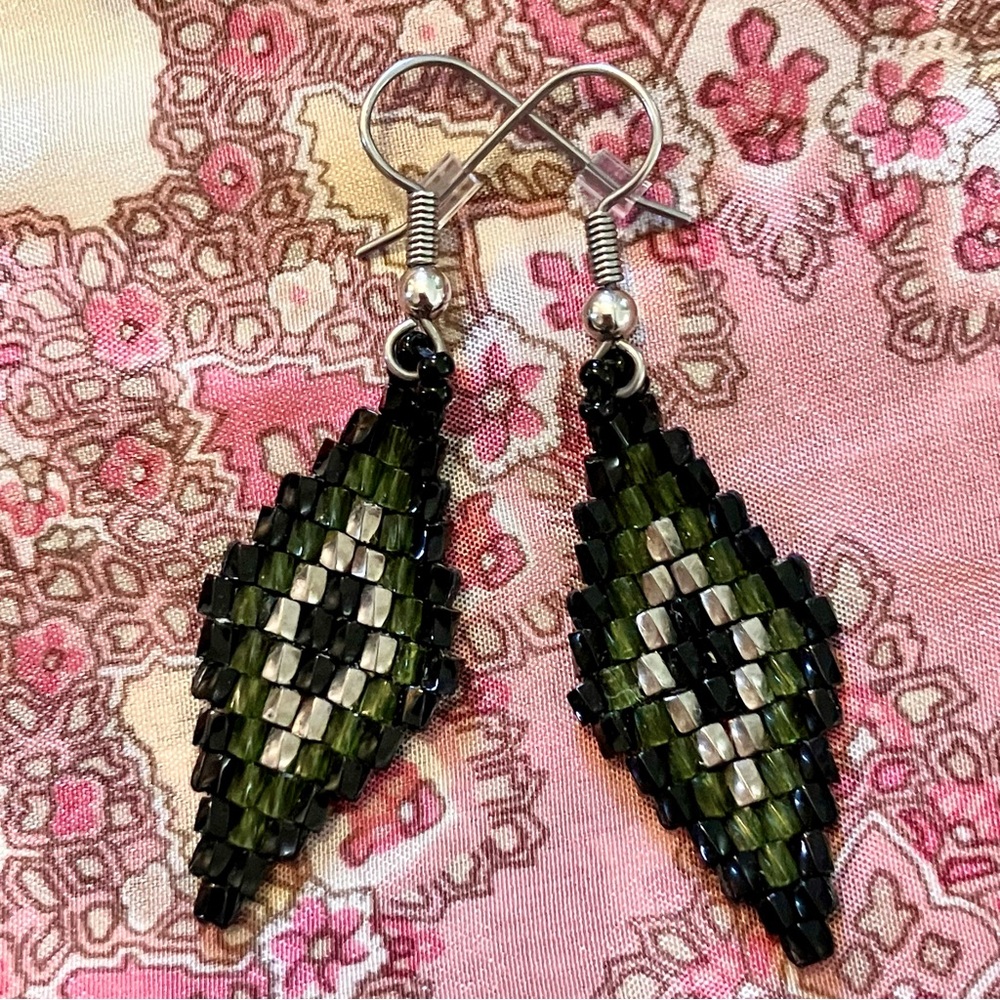 Handmade Miyuki Twisted Hex Beaded Diamond Drop Earring Olive Green Black Silver